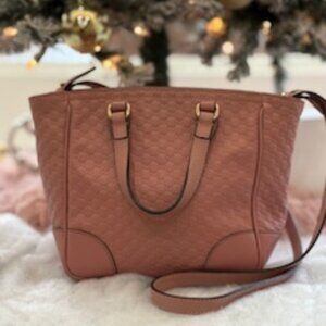 Pink leather Gucci with removable crossbody strap